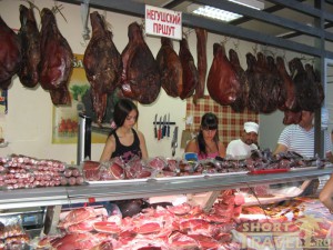  Аппетитные девчонки в аппетитной лавчонке…