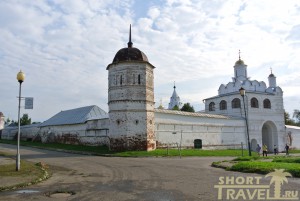 Покровский монастырь. Ещё немного реставрации