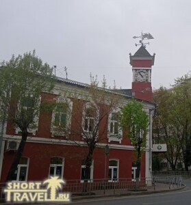 Башенка с флюгером